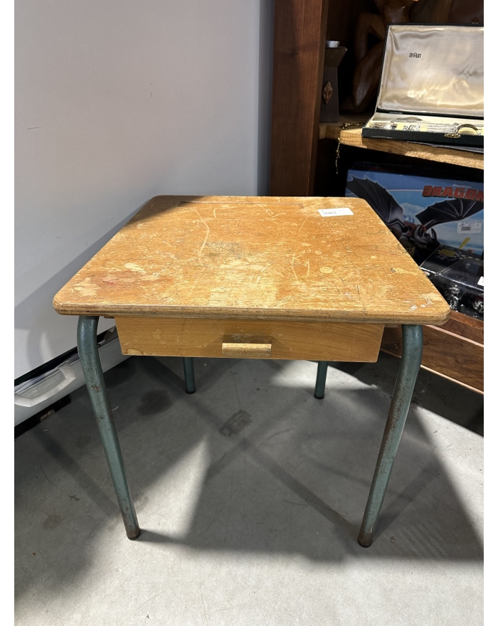 Ancien bureau d'écolier en...