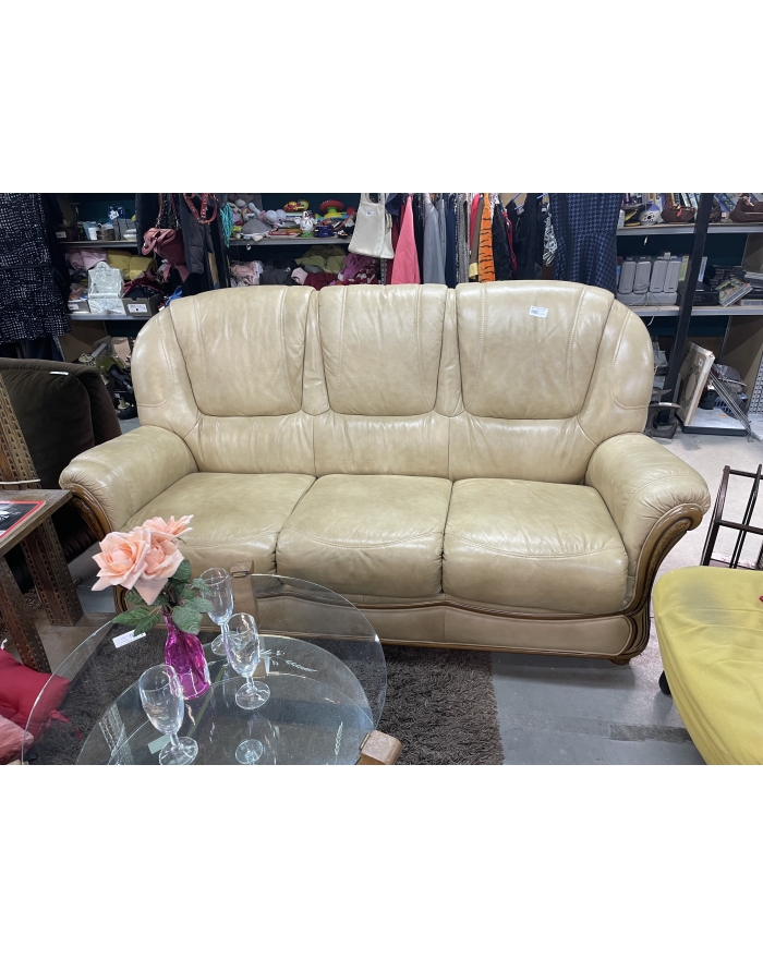 Canapé 3 places en cuir beige