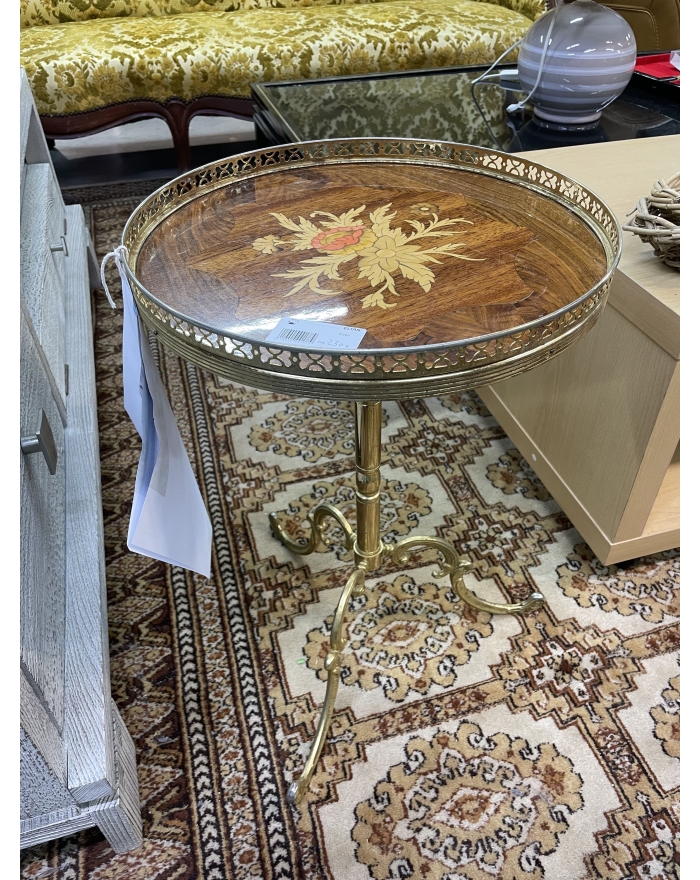 Table d'appoint en laiton